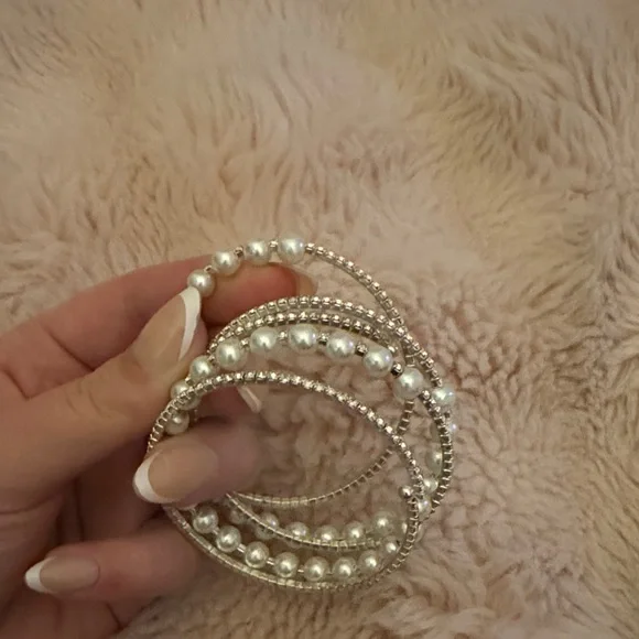 adjustable bracelets - Picture 2 of 6